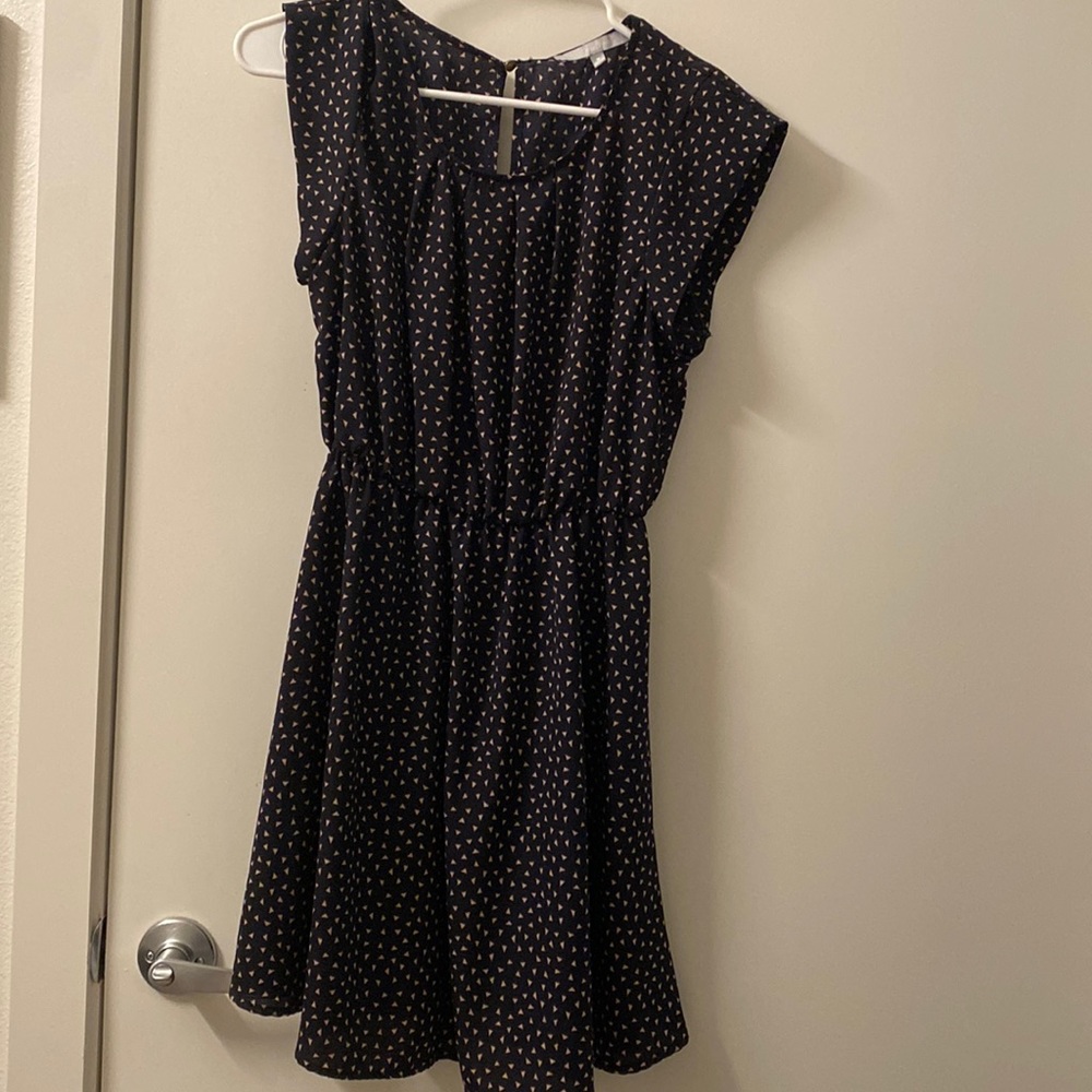 MIDI dress with capped sleeves